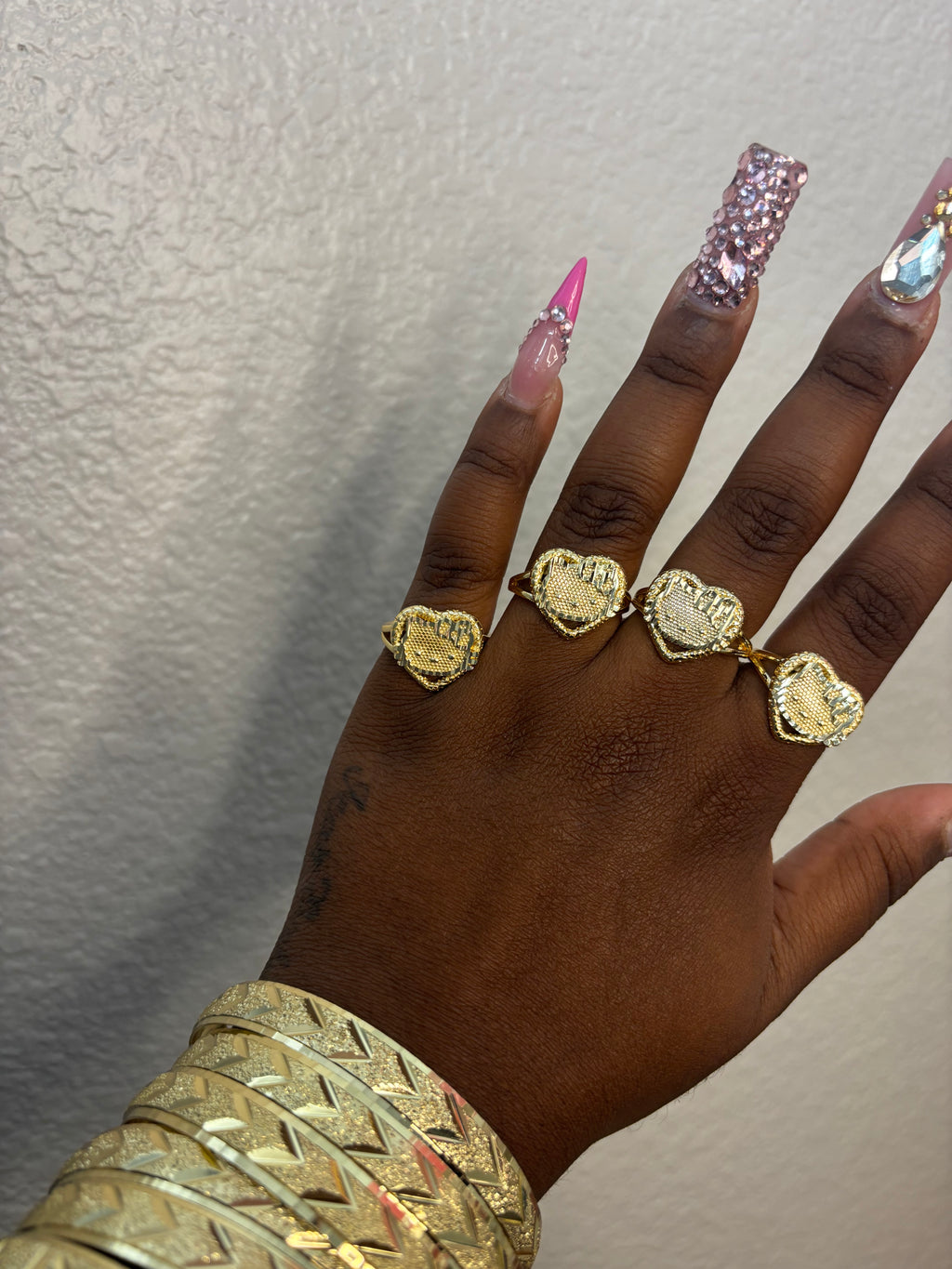EXCLUSIVE VENDOR