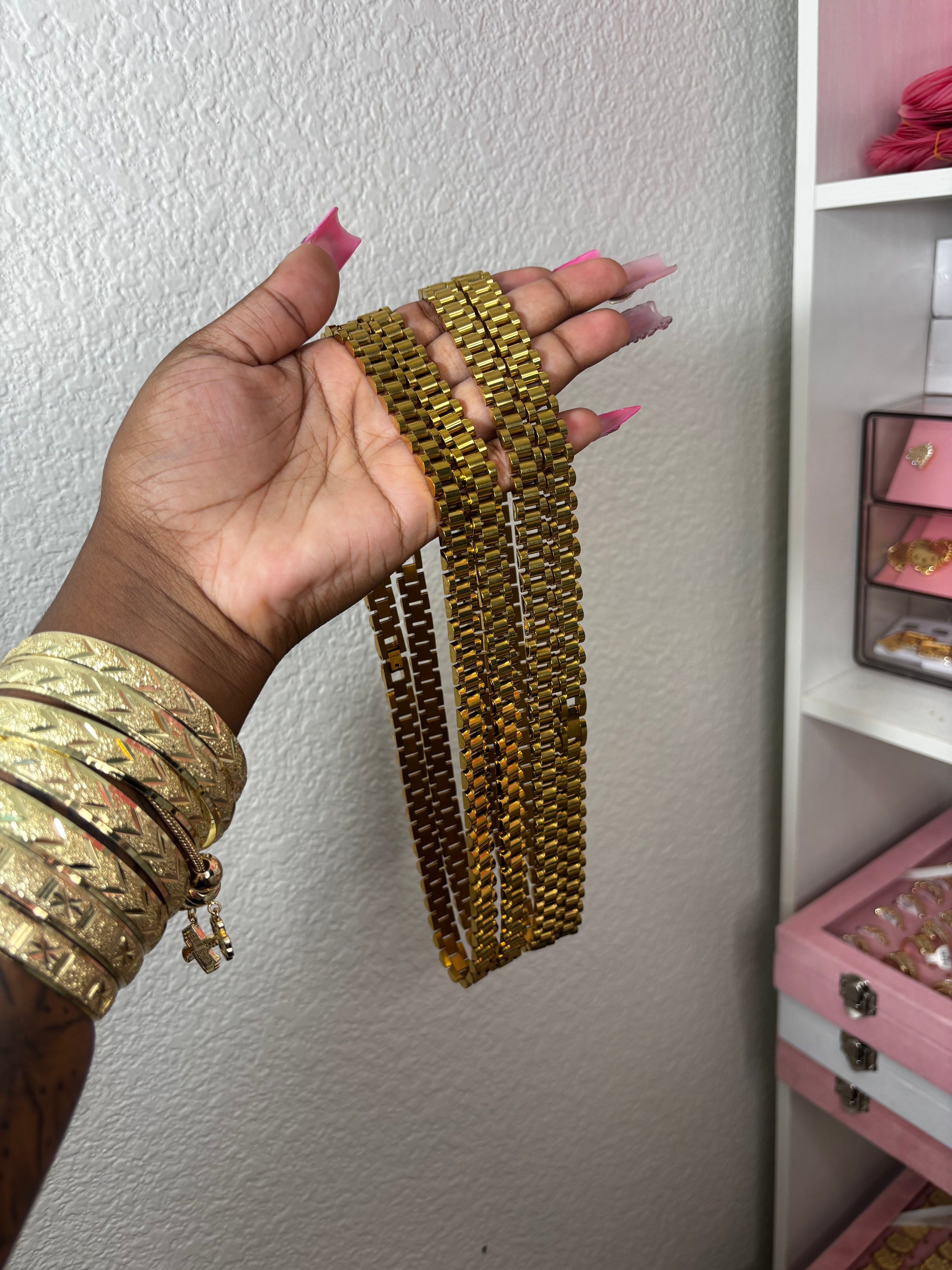 EXCLUSIVE VENDOR