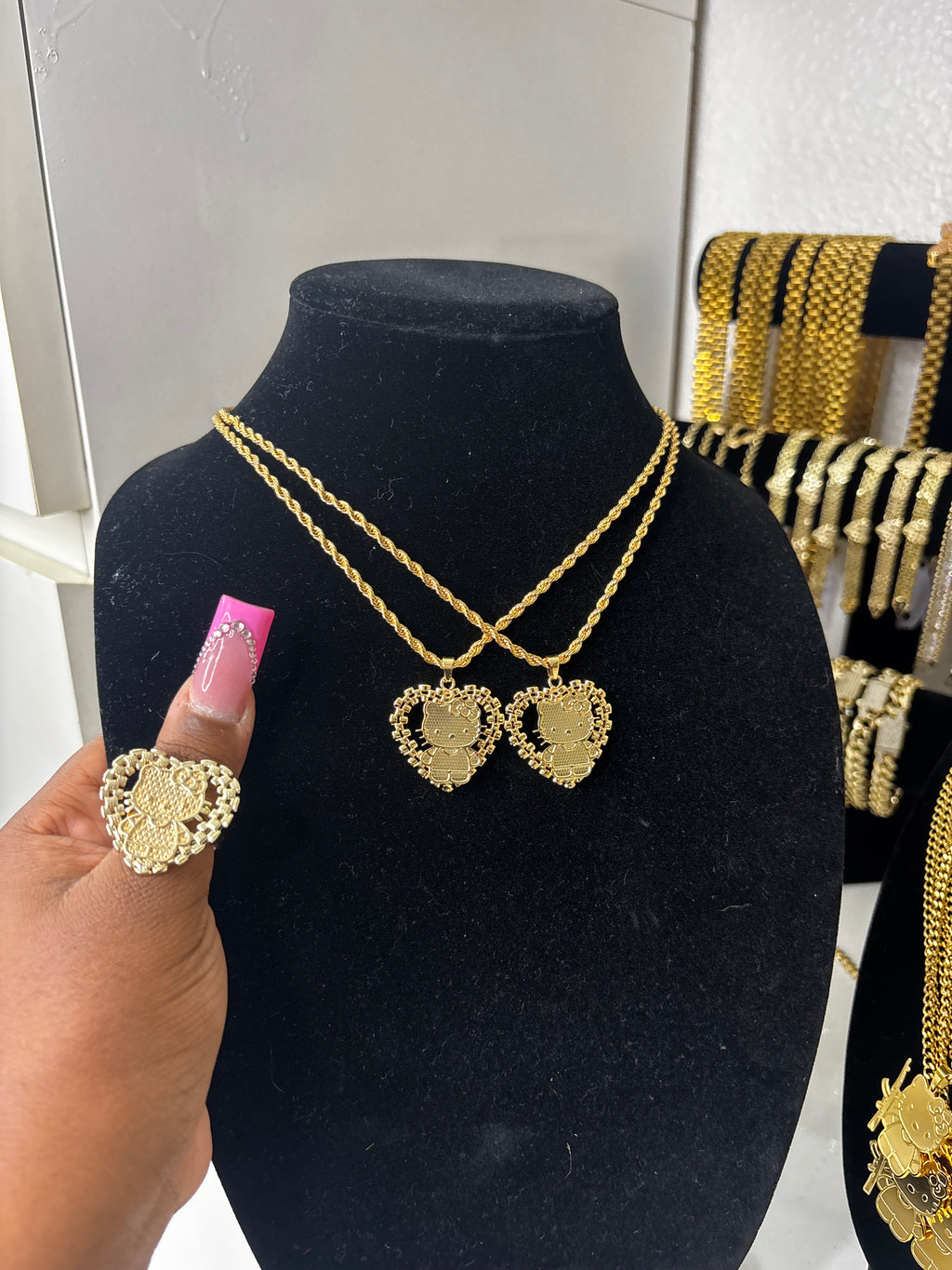 EXCLUSIVE VENDOR