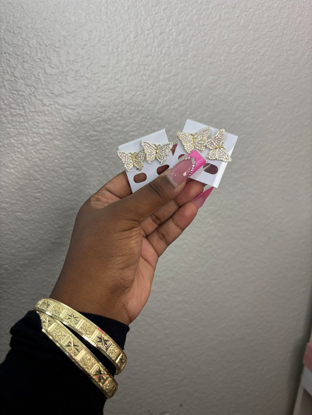 EXCLUSIVE VENDOR