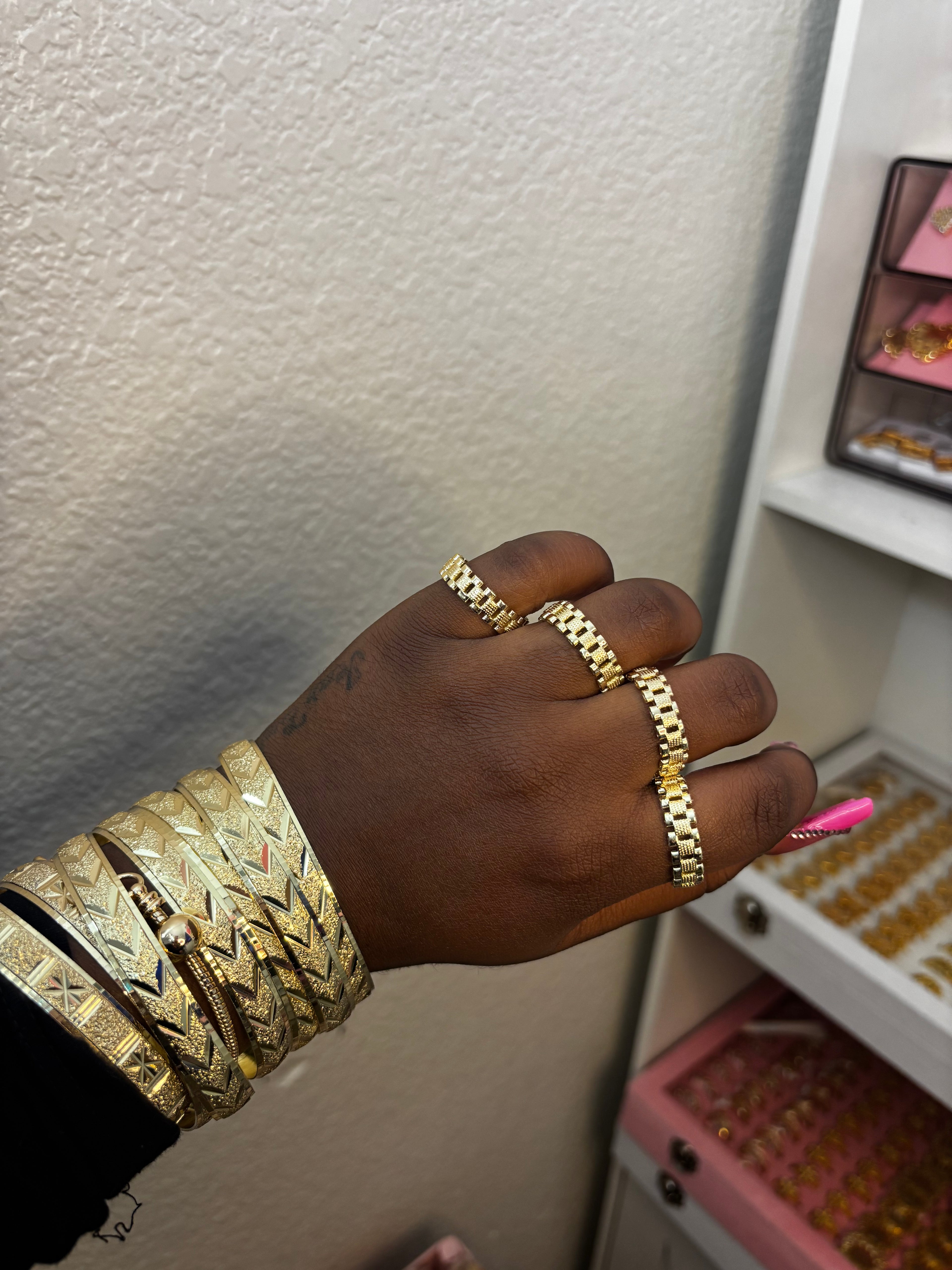 EXCLUSIVE VENDOR