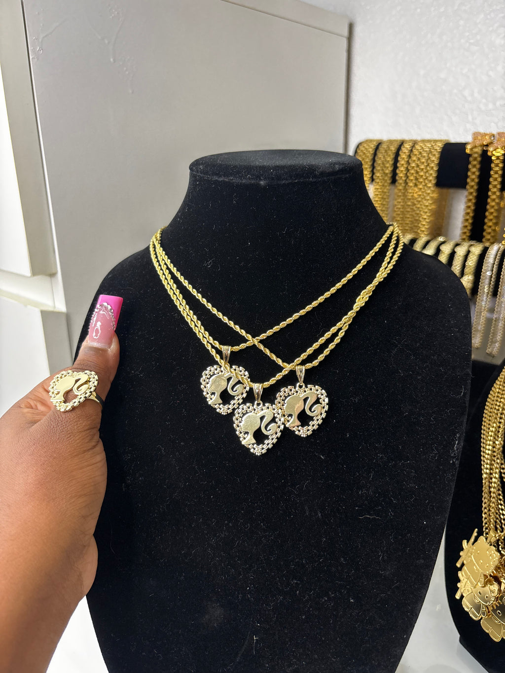 EXCLUSIVE VENDOR